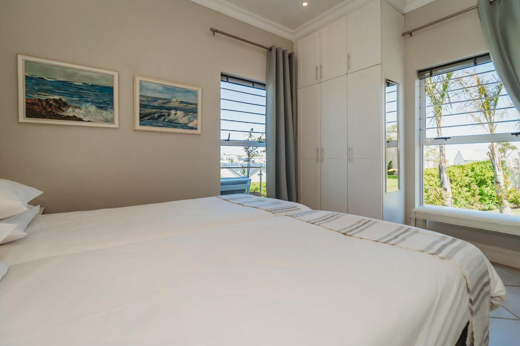 Palms Manor On Kingswood Golf Estate George